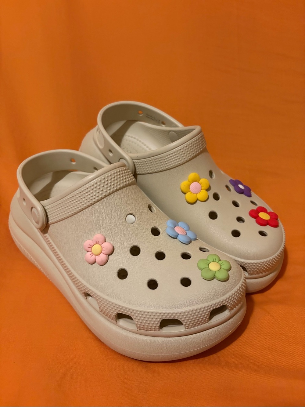 BNWT Women's Platform CROCS Beige Size 7